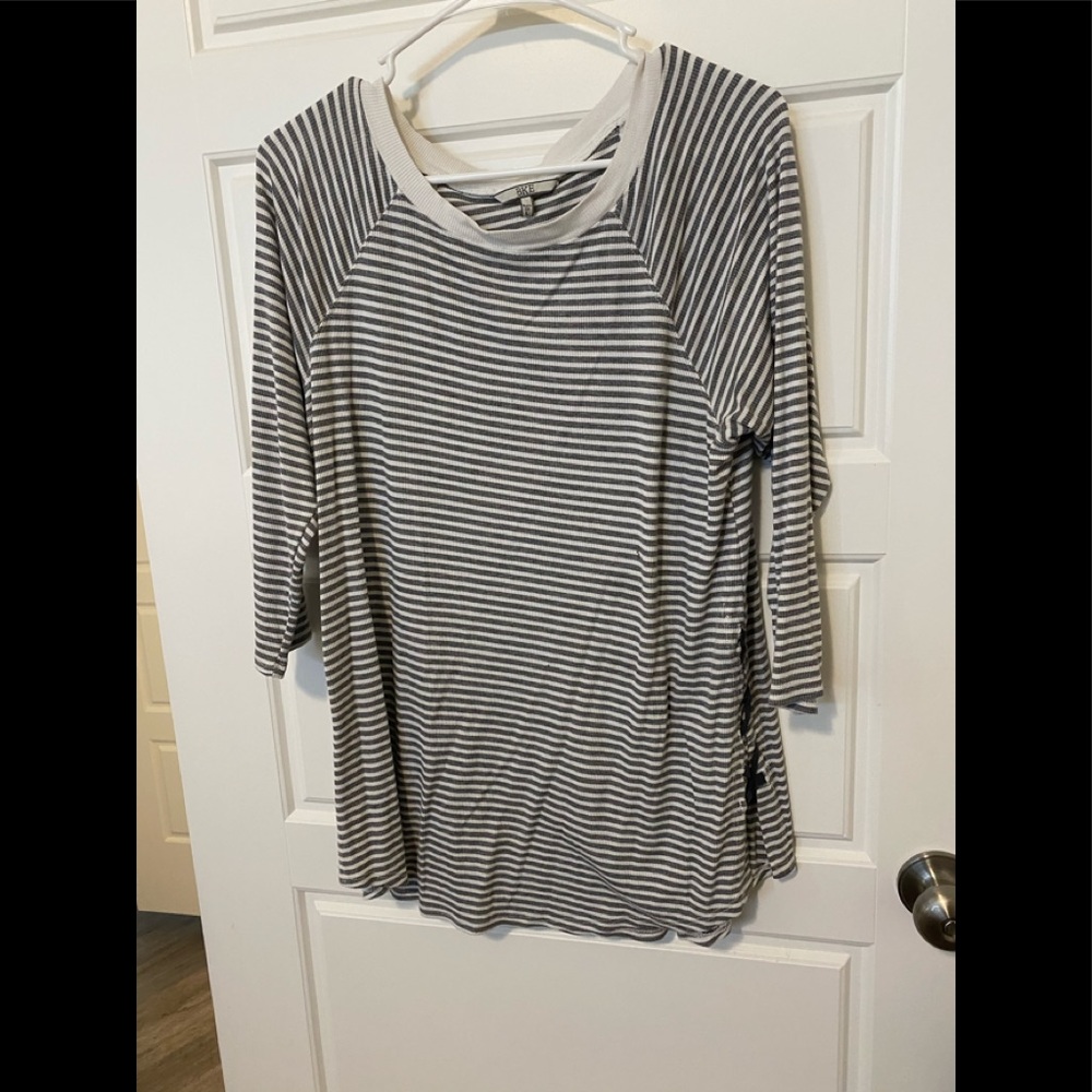 BKE Shirt size Large